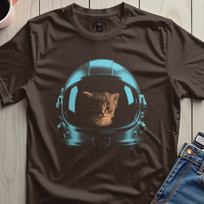 Adorable Kitten in Astronaut Helmet Graphic T-shirt