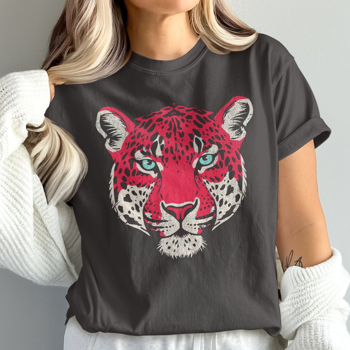 Vibrant Red Leopard Graphic Women's T-Shirt product type